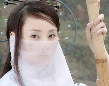 原创戴白色面纱的李依晓惊为天人孙菲菲黎姿黄奕更是惊艳了时光