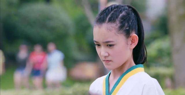 原创小狮子是你卷毛头是你白富美是你哪个才是真的蒋依依