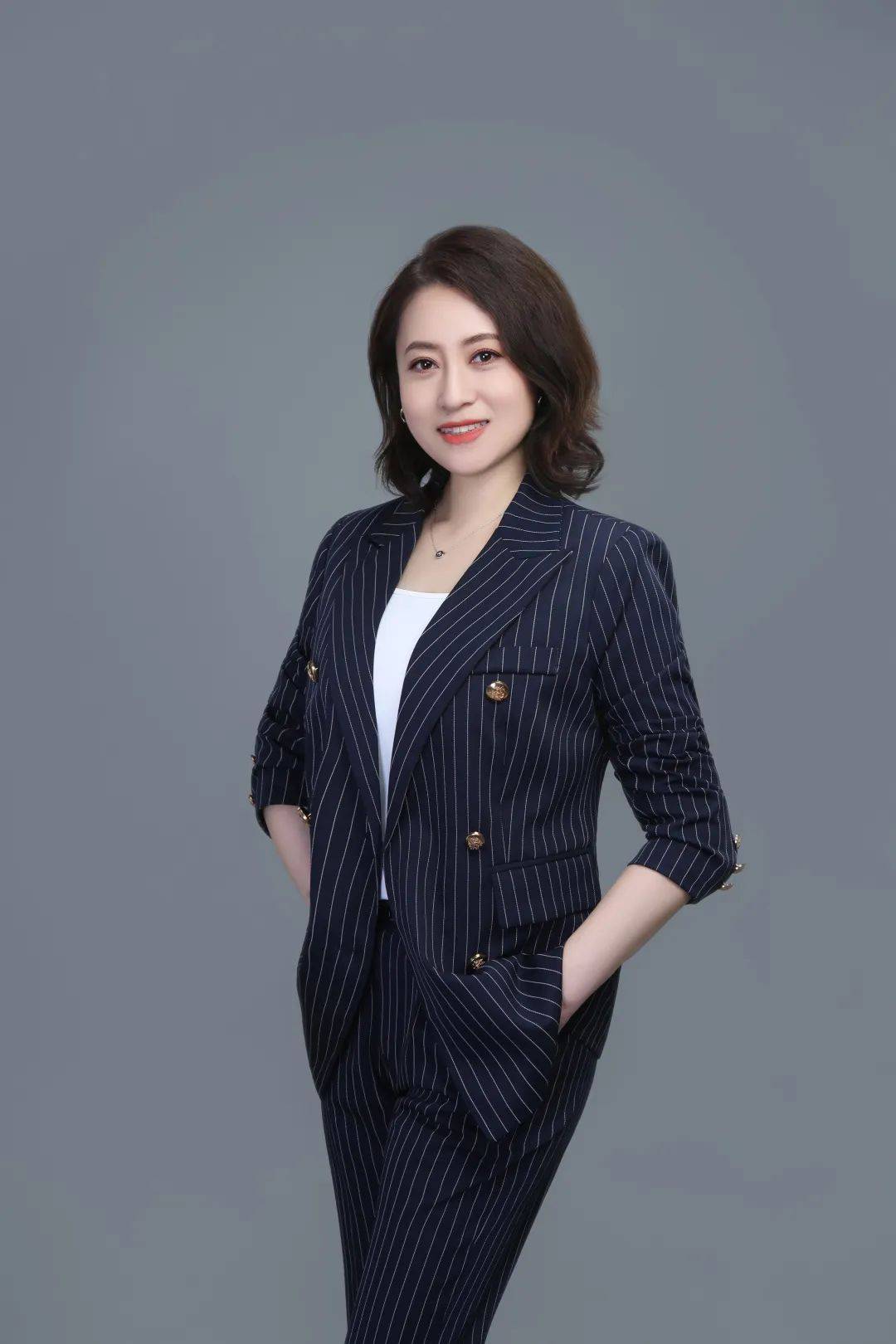 我与新华共成长——沈阳中支许丹_公司_新华保险_同事