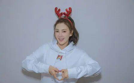 5λ����Ů���ǣ���������ѡһ�������ѡ��Ȣ˭�أ�