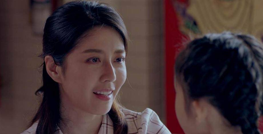 在《意难忘》因美貌被观众记住,41岁颜值依旧,还自曝喜欢肖战_韩瑜_黄