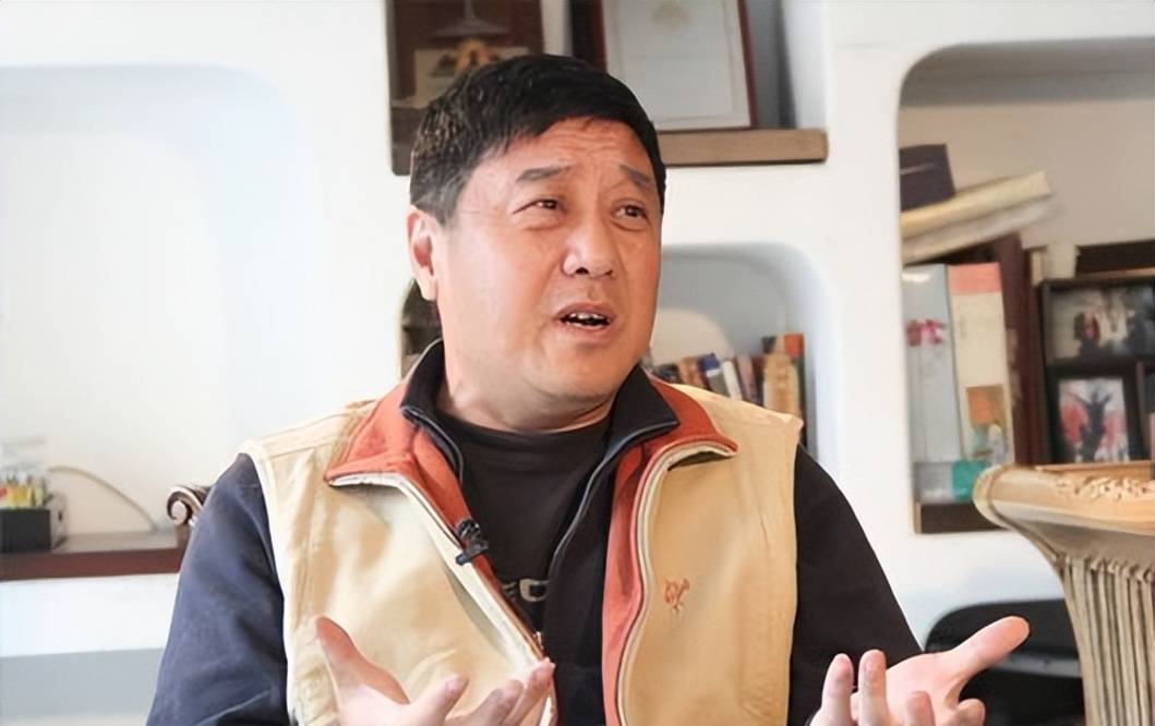 说到这个叶大鹰,就不简单了.