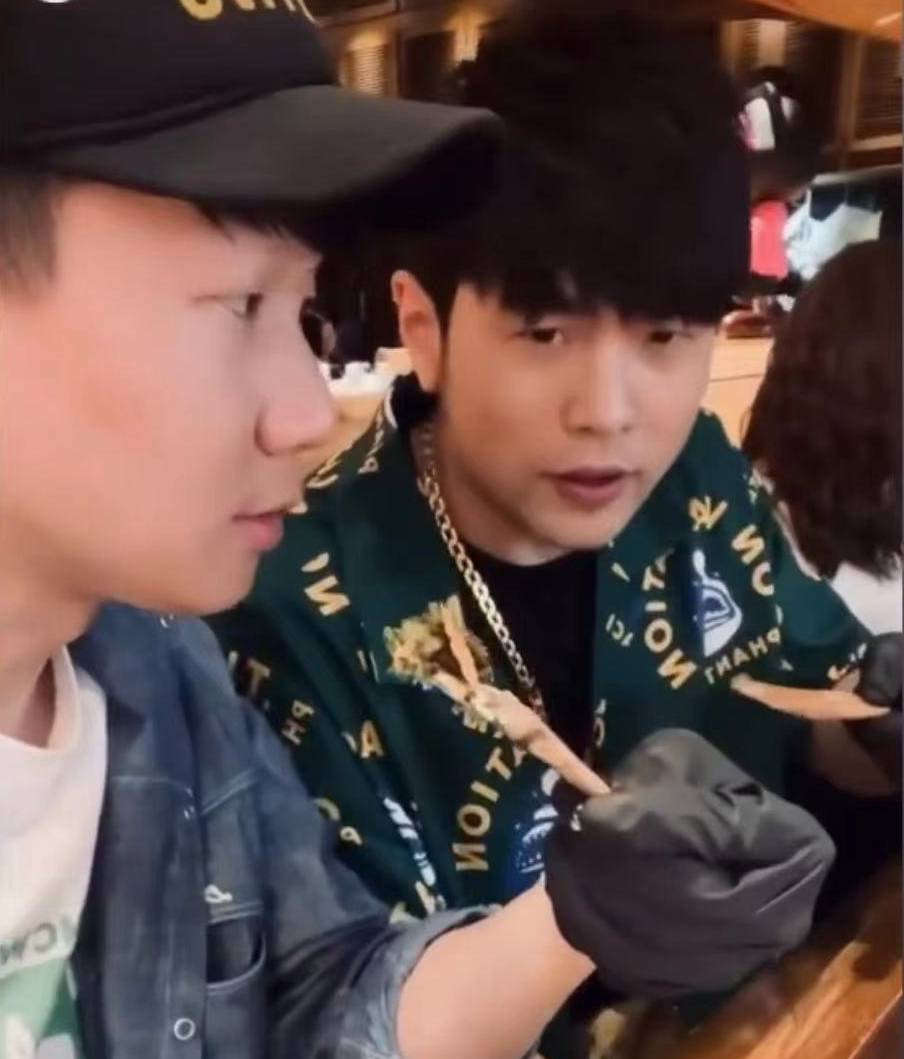 周杰伦昆凌、大S具俊晔开心聚会,小S林俊杰兴奋作陪