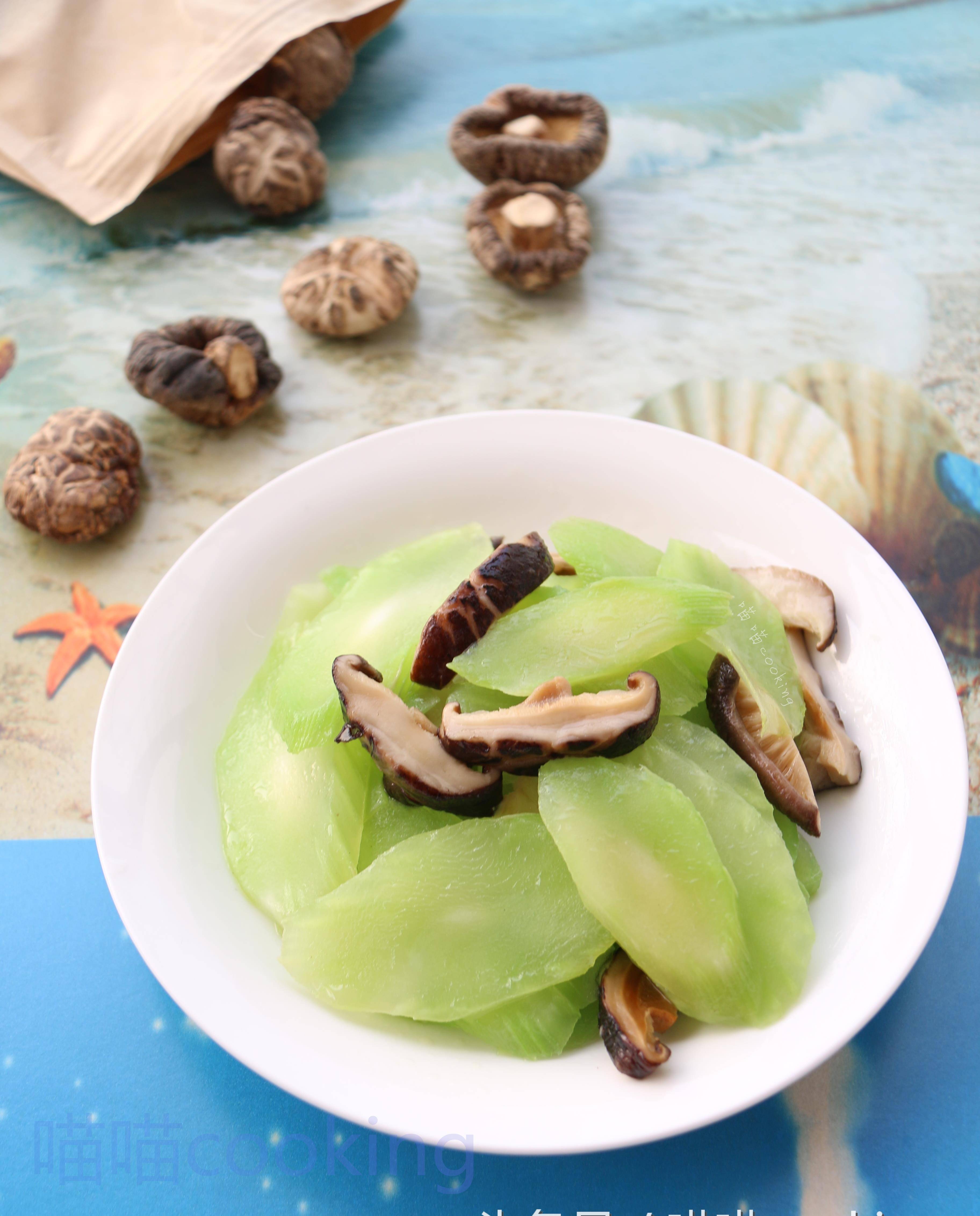 原创翠绿爽口健康菜花菇香味诱人馋佳人品后皆称赞待客佳品