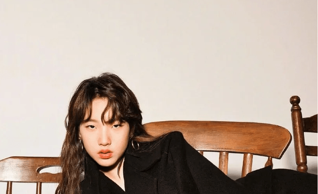 小S女儿许曦文剪短发,高级感酷似妈妈