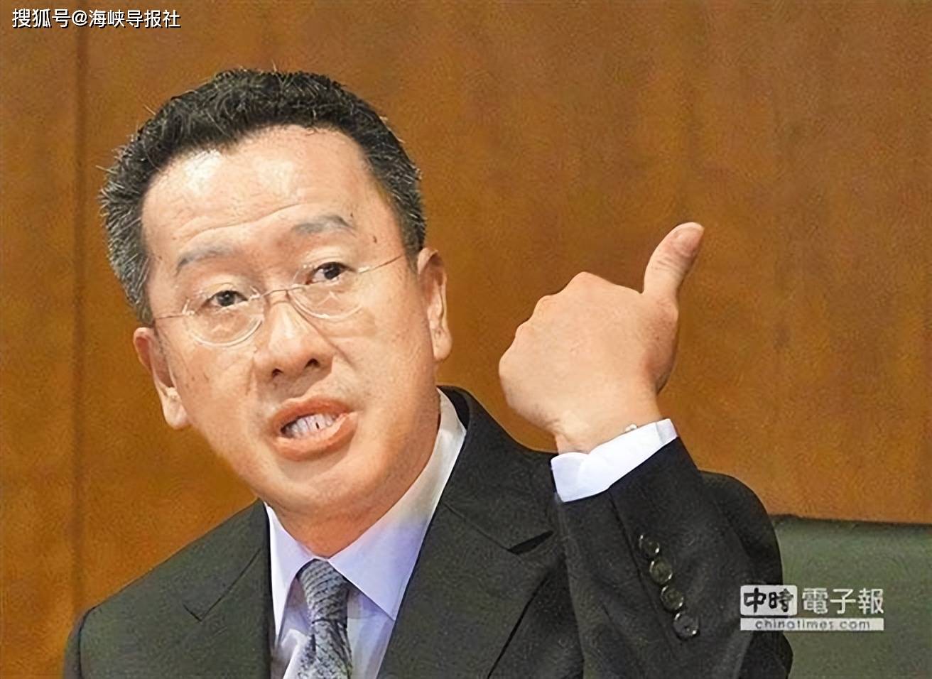 顾立雄接台湾防长赵少康首要维持两岸和平别当美国马前卒