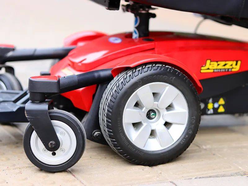 普拉德pridejazzy6轮电动轮椅上斜坡板六轮设计稳定性更强