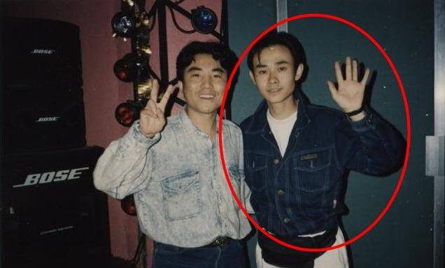 岁女儿曝光,多才多艺喜欢音乐,网友:和大女儿长的很像_杨娜_罗昊_婚姻