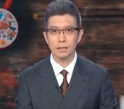 原创朱广权因长相丑被央视拒绝上镜现成央视顶梁柱逼疯手语老师