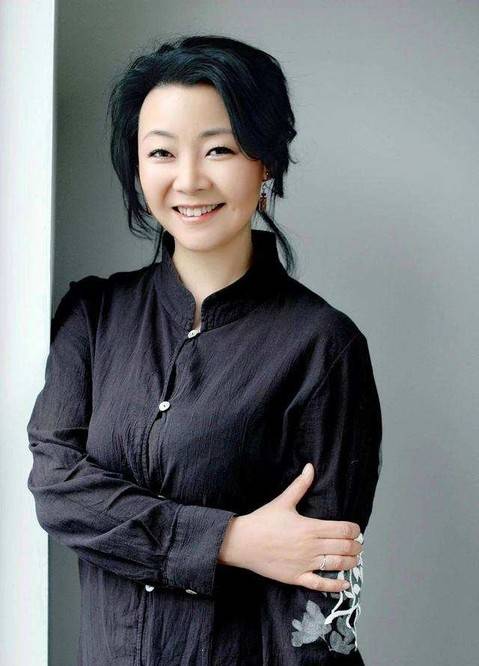 19年过去,演员差距大,女主角沉了,配角成娱乐圈顶流_侯勇_沈容_潘雨辰