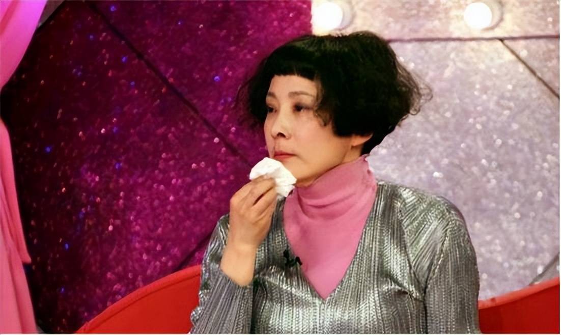 她是《红楼梦》里的晴雯,与苏越喝了蜜般相爱23年,如今患病租房_安雯