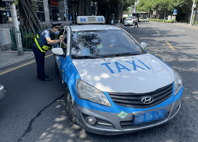 追责!厦门337人姓名曝光!_出租车_驾驶员_执法