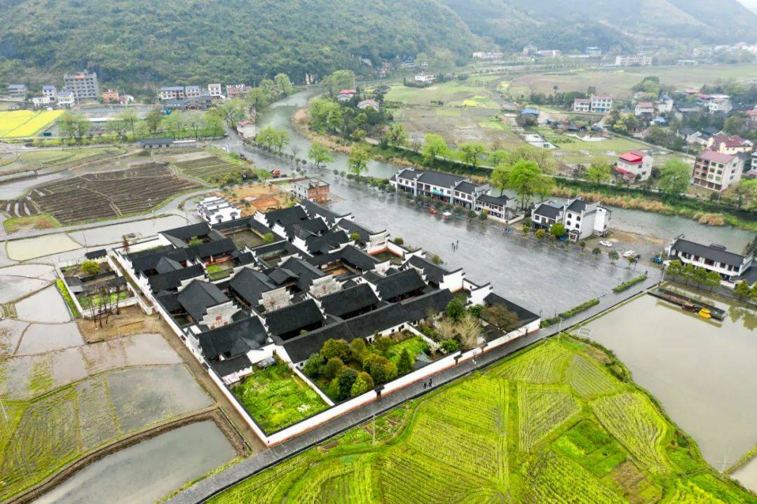 湖南永州涧岩头村,喜庆团圆餐桌上的主菜,来历与左宗棠有关_周崇傅