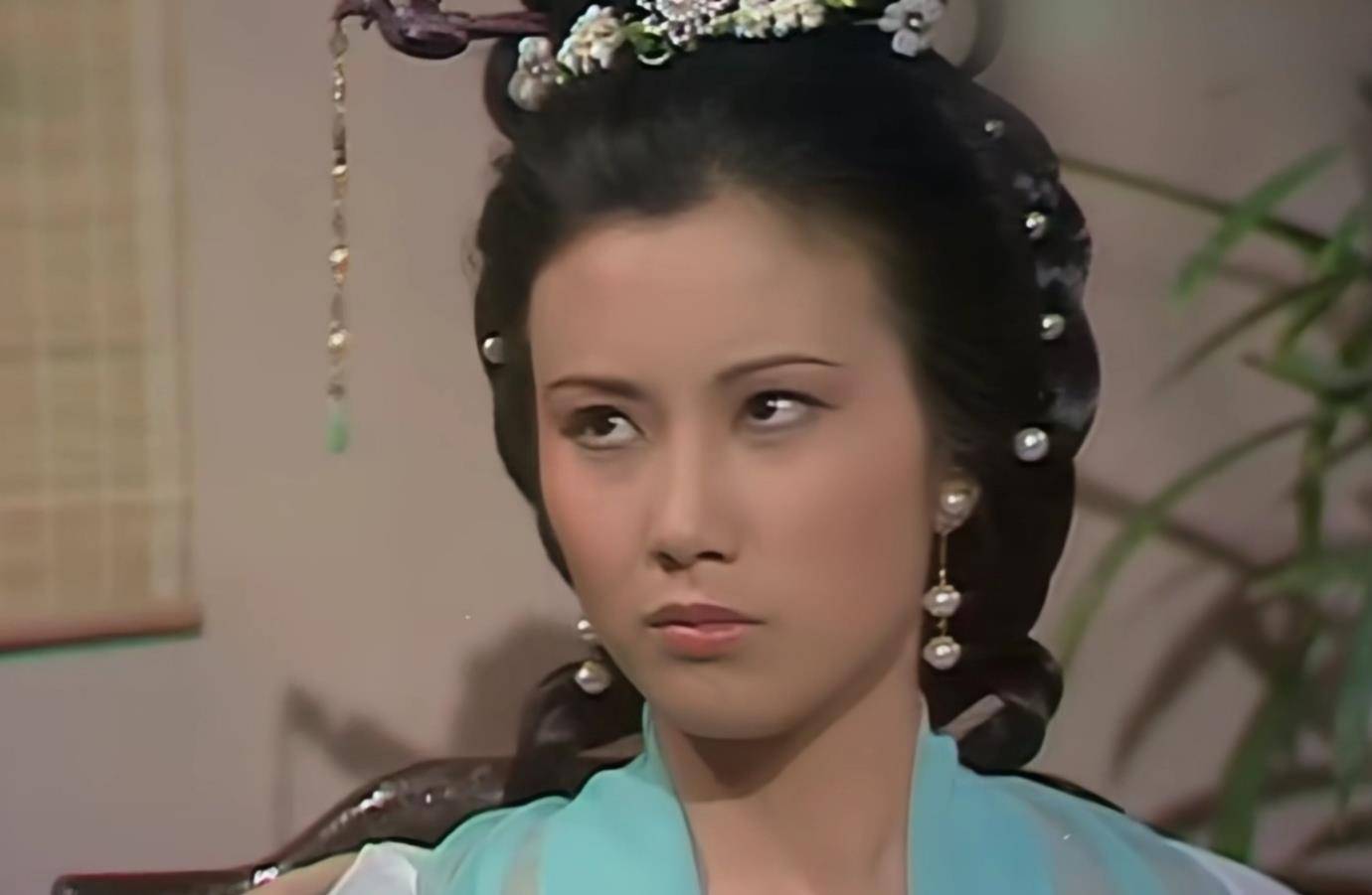 汪明荃:有很多人都快忘了在七八十年代的香港,是她们撑起了古装武侠剧