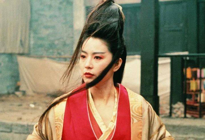 《东邪西毒》,这一回同样是神仙阵容:张国荣,林青霞,梁家辉,张曼玉