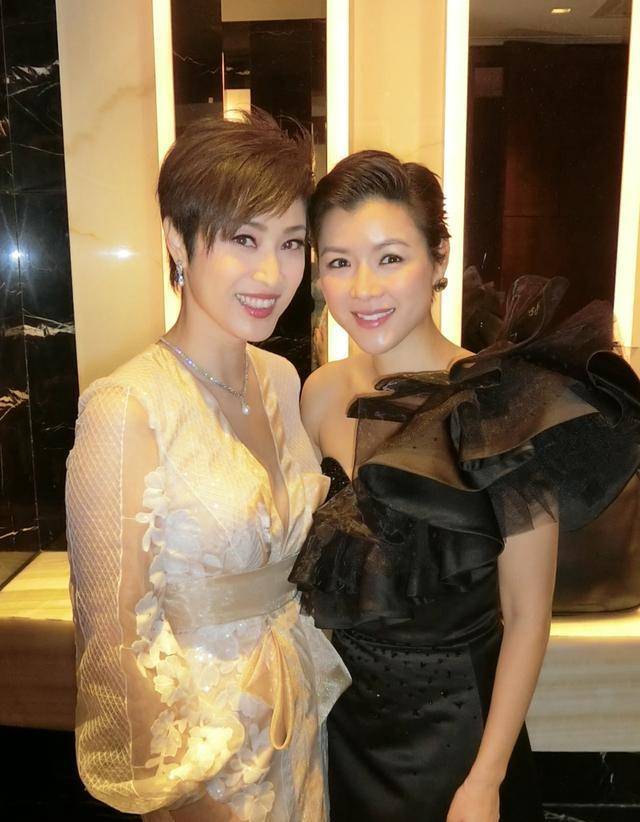 原创她和周慧敏抢男友又同李嘉欣争豪门最后却遭遇假富商骗财骗色