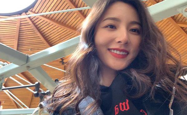 《婆婆的镯子》年轻女演员:有模特,有网红,最主要