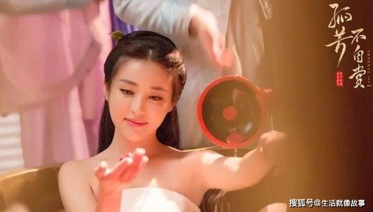 同样演美人出浴刘亦菲张天爱等女星放在一起看差别出来了