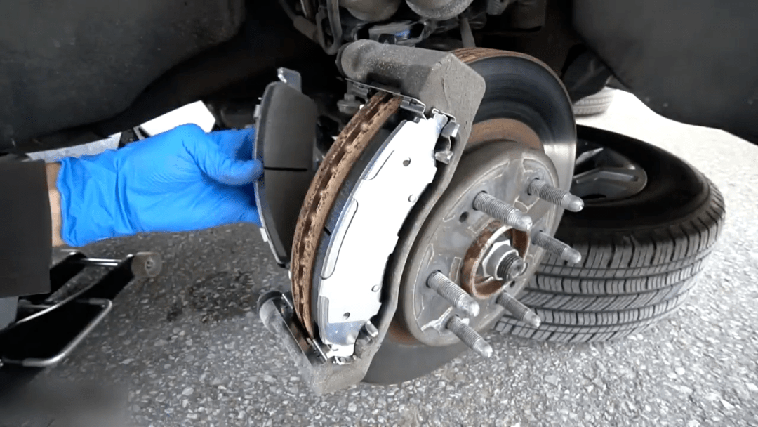 汽车刹车片的生产制造工艺流程