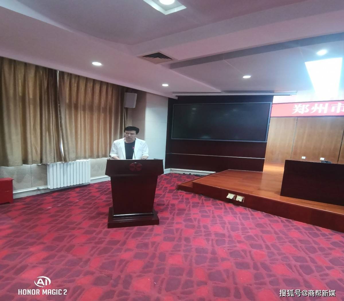 李红旗:完善托育服务体系 全面提升婴幼儿照护服务水平_工作_东新区