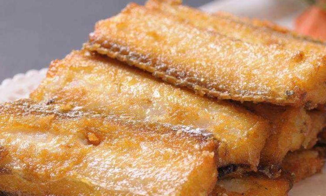 炸带鱼,别只知道裹面糊,教你这样做,外酥里嫩,和