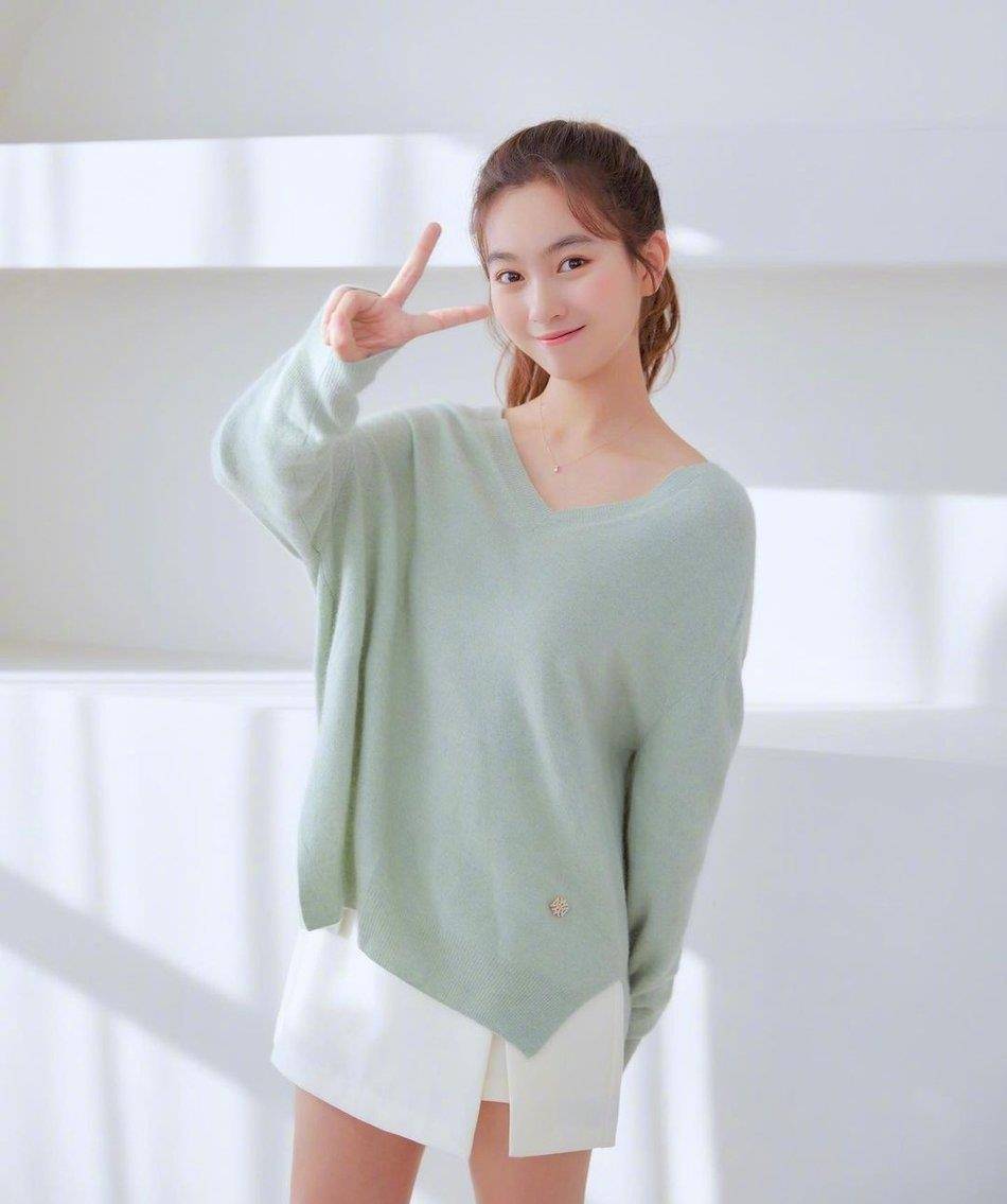 原创7号房的礼物葛素媛近照曝光五官精致清纯甜美超像关晓彤