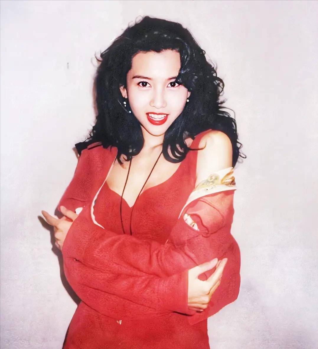 90年代那些惊艳时光的女明星!个个美若天仙,谁是你心中的女神?