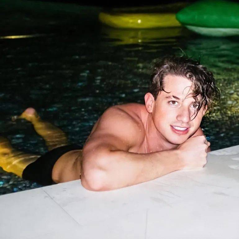 charlie puth 官宣新专辑,颜值回春_查理普斯_单曲_合作