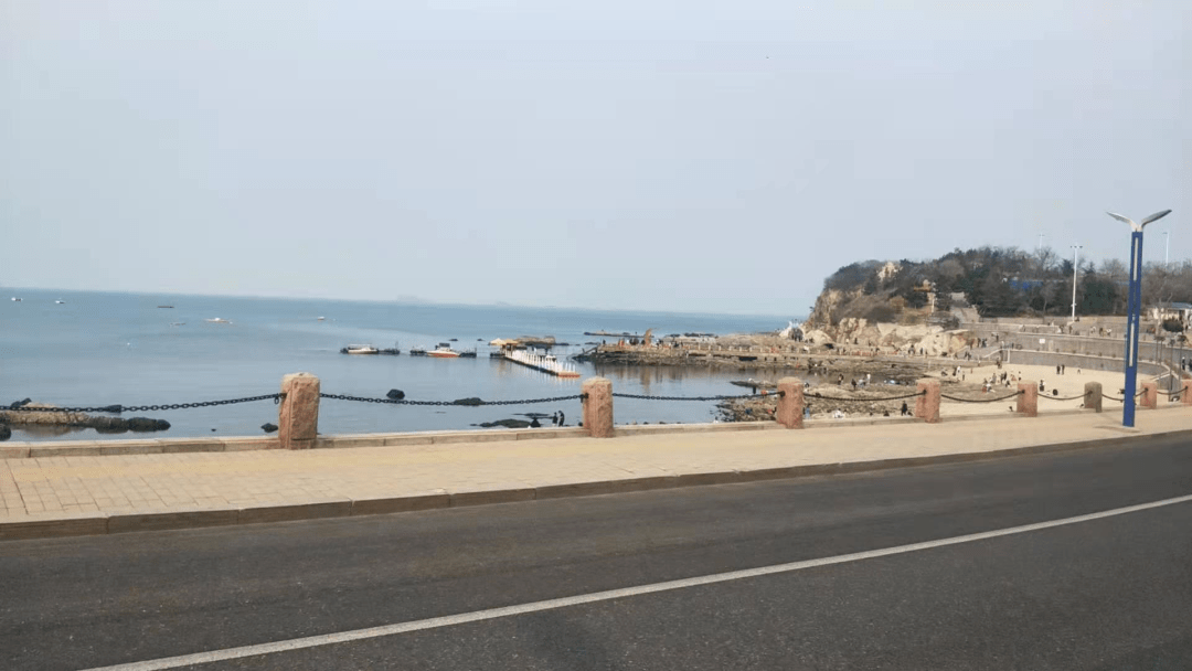 作者简介:郭全义,费县第二中学教师,临沂市作家协会会员.