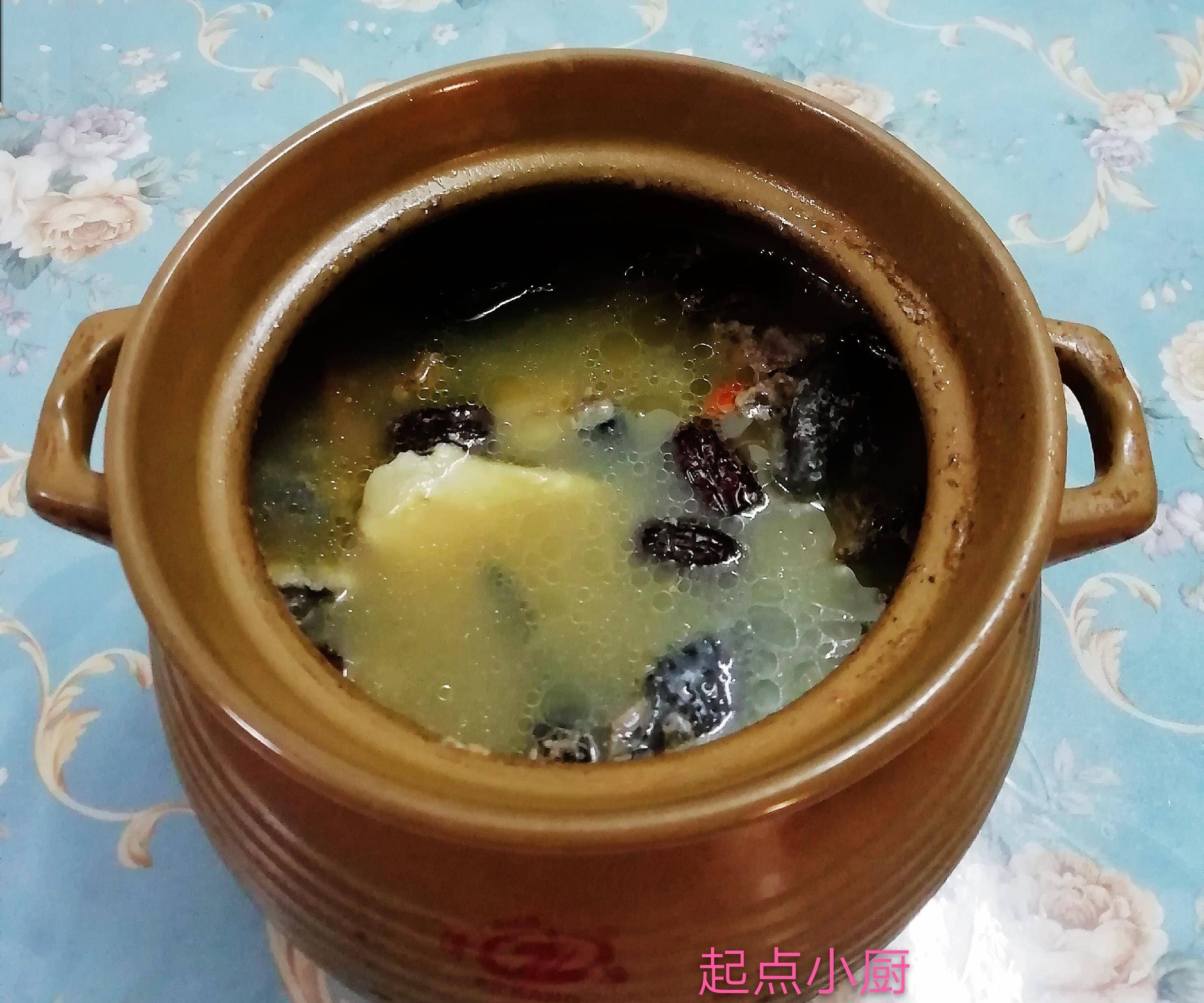 原创乌鸡汤这样做简单营养又好喝寒露后喝最好快做给家人喝吧