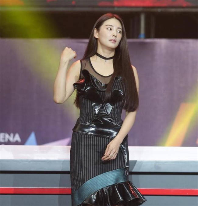 原创张雨绮不只是身材好她长胖之后才明白美丽与胖瘦无关