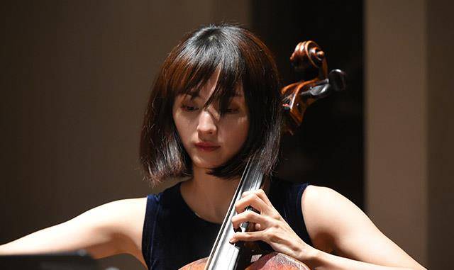 在十年前的一所高中里,韩,刘,张蓓蕾等人的故事,友情与爱情,背叛与