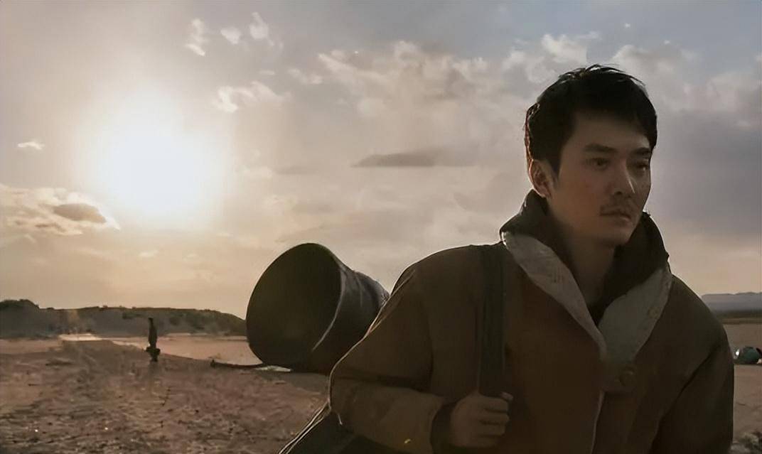 原创国产公路电影塑造的年轻一代迷惘叛逆青年与接受规则的社会人