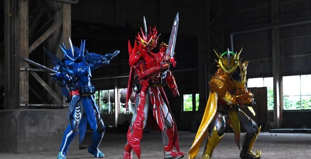 《假面骑士圣刃》第10话情报,王剑变身者曝光,贤人将会离队?