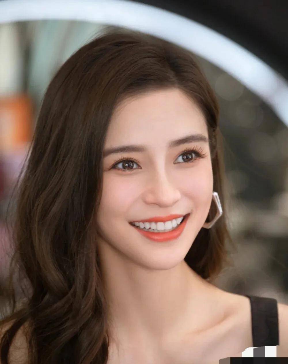 六位逆天混血女星,有一位长相艳丽,林心如都后悔找她演戏_混血儿
