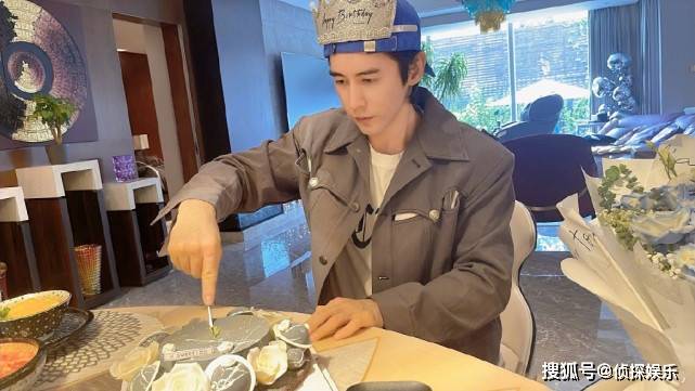 钟丽缇晒照为老公庆生,两女儿身高超妈妈