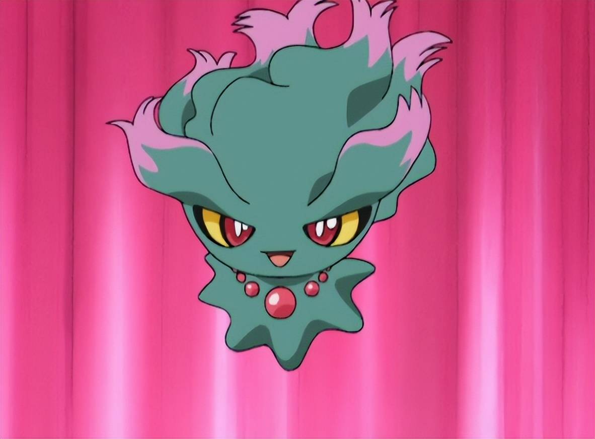 形象,漂移的长发以及飘忽不定的身体,头发的蓬松看起来宛如浮动的火焰