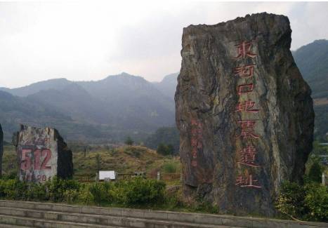 地震后而形成的奇观，地点就在四川的境内，网友：这是上天的哀鸣