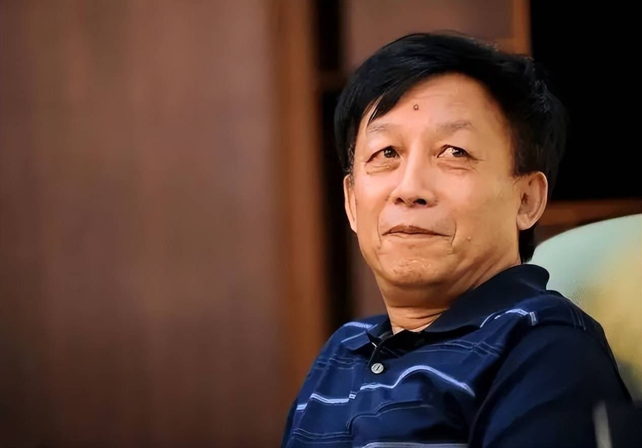 网曝易中天的《中华经典故事》有问题,配图低俗文字露骨,太不雅_孩子