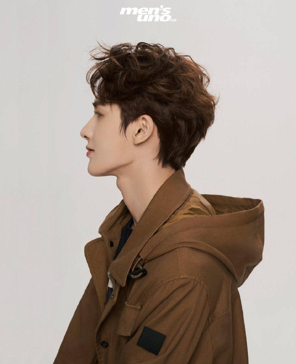 朱正廷全新大片上线,连换6套造型,美少年变身型男范_percent_nine