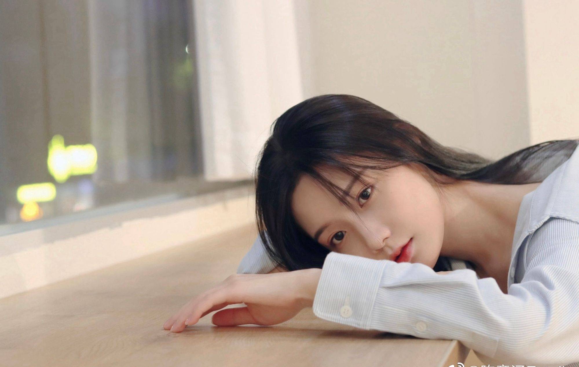 陈意涵披肩散发生活照合集