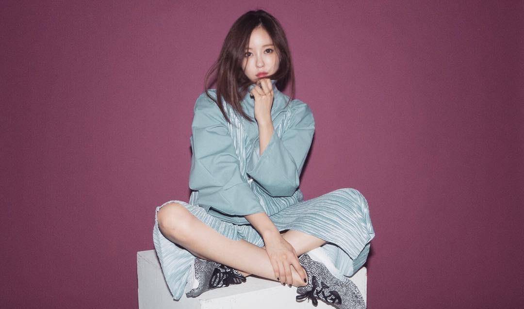 朴孝敏机场秀美翻了,一双长腿格外吸睛_孝敏欧_欧尼_姐姐