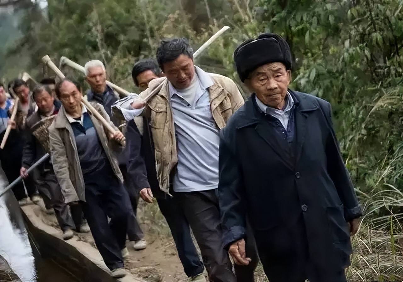 李健一出手,就给央视带来了"王炸"_王坝村_什么_电视剧