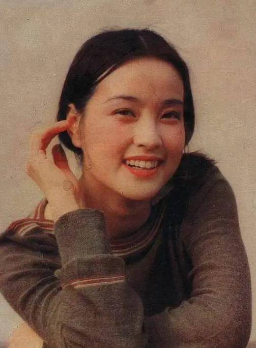 50年代出生的内地女明星,总有一种蓬勃生命力的美,璀璨夺目_代表作
