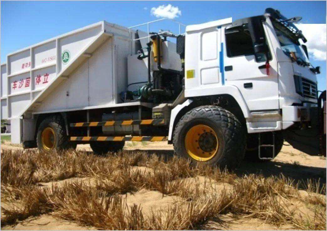 中国发明高效率"吞沙巨兽",一天吞噬沙漠40亩,已在甘肃使用_我国_治沙