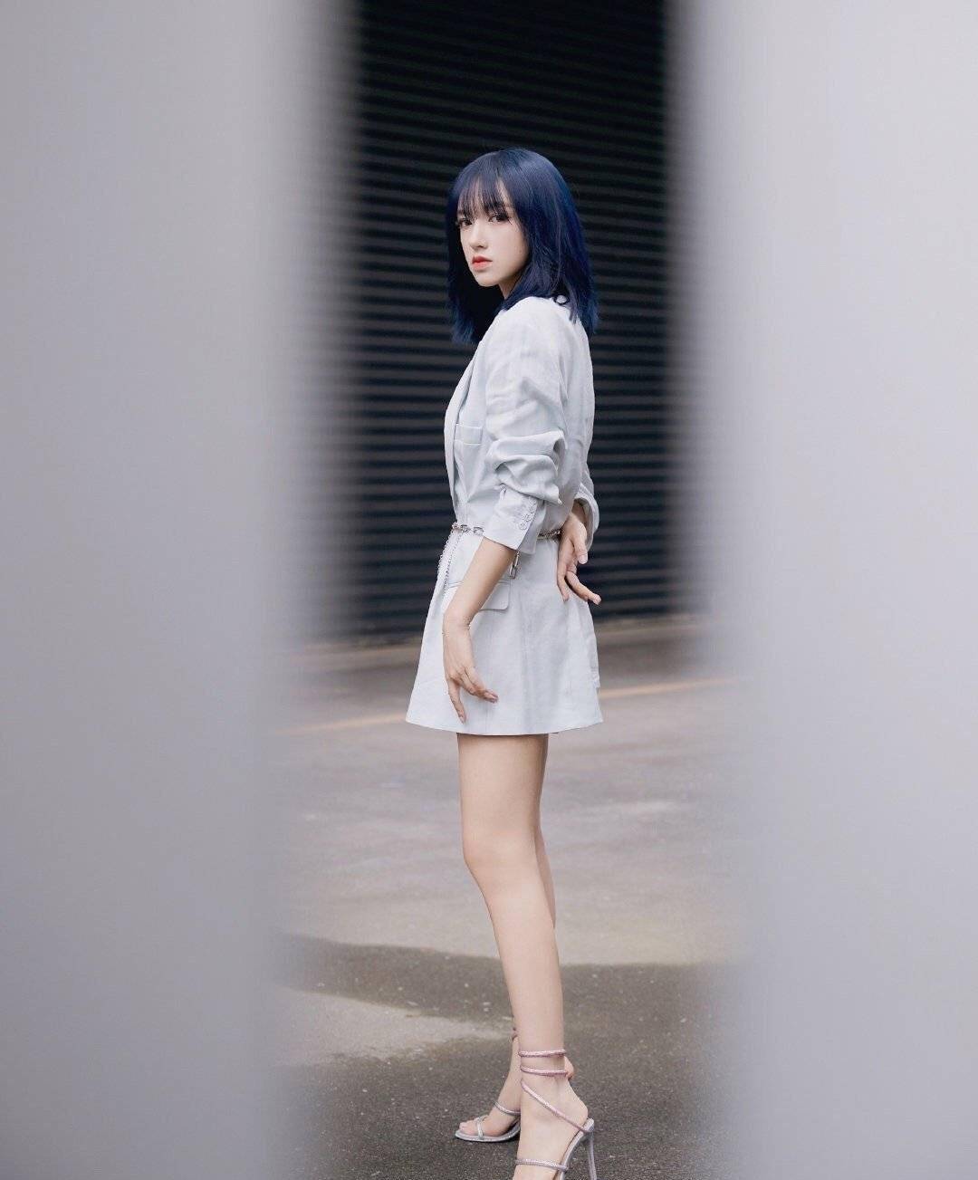 原创程潇日常穿搭超个性夏季衣品可甜可盐让你时髦起来不输女团