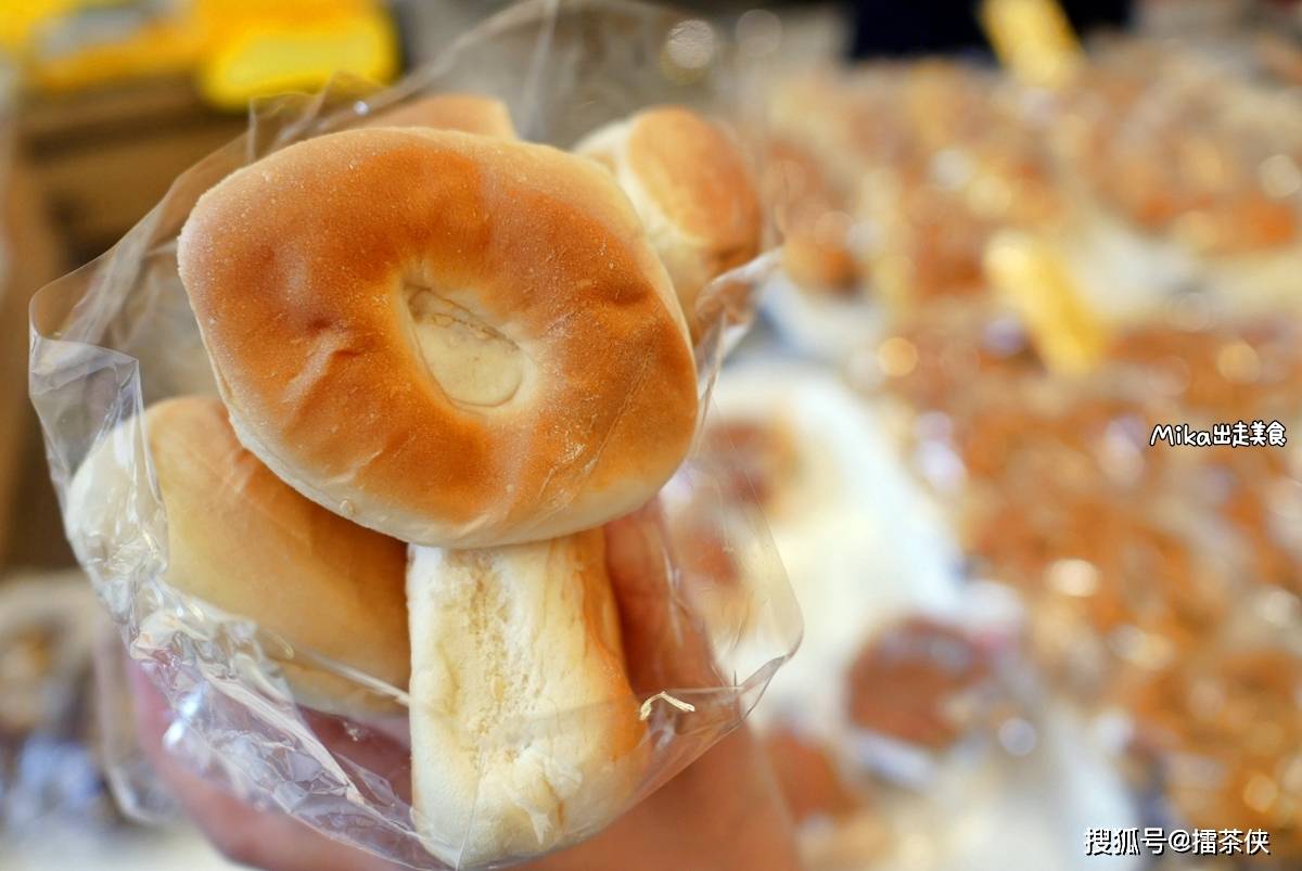 咸光饼又称平安饼,是一种用低筋面粉制作的糕饼_新庄_金牌_一家