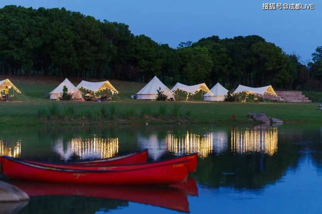 成事露营|200余亩自然营地,花海湖边林间bc一站式体验_城市_空间_车企