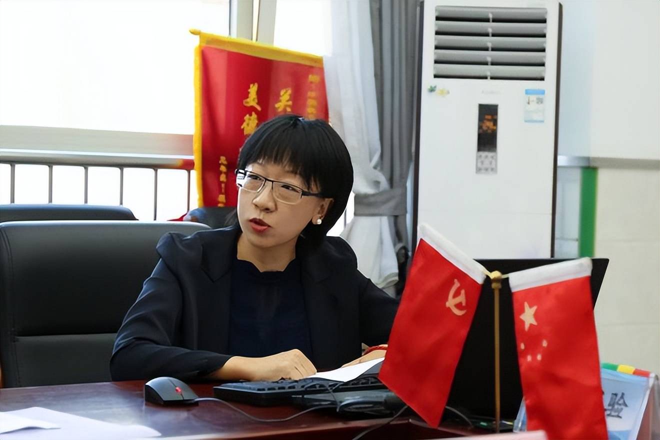 主题:"双减"背景下的家校共育新思考北京市大兴区魏善庄中学副校长