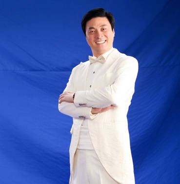 武陵山珍发明创始人毕麦先生于考察日本时深受触动,放下本名王竹丰,无